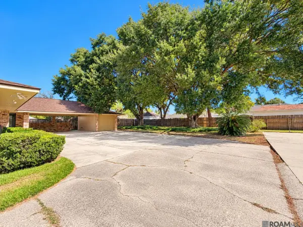 4014 Hillmont Dr, Baton Rouge, LA 70814