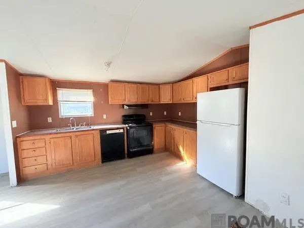 901 S George Ave, Gonzales, LA 70737