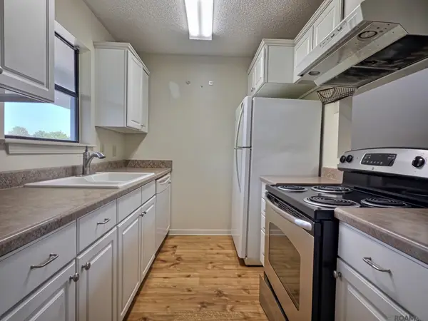 1826 S Brightside View Dr #F, Baton Rouge, LA 70820