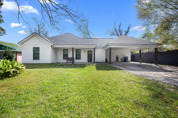 1128 N Texas Street, DeRidder, LA 70634