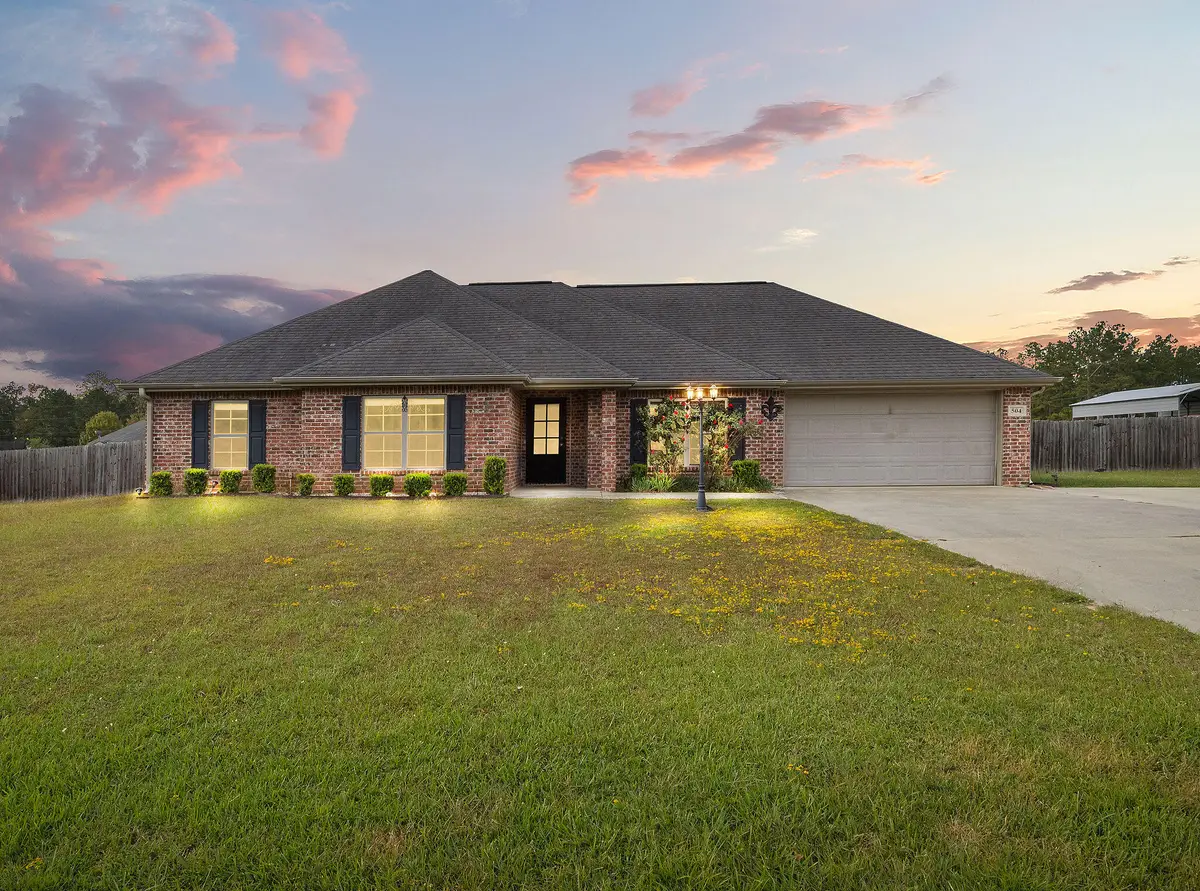 504 Woodland Pkwy, Leesville, LA 71446 - Image #1