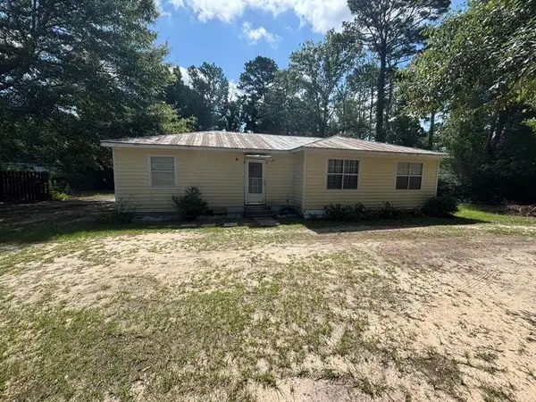 227 Thaxton Landing Rd, Anacoco, LA 71403