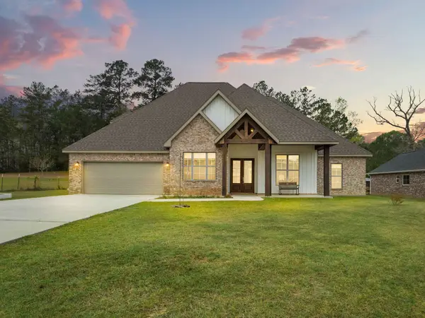 145 Tracie Drive, Leesville, LA 71446