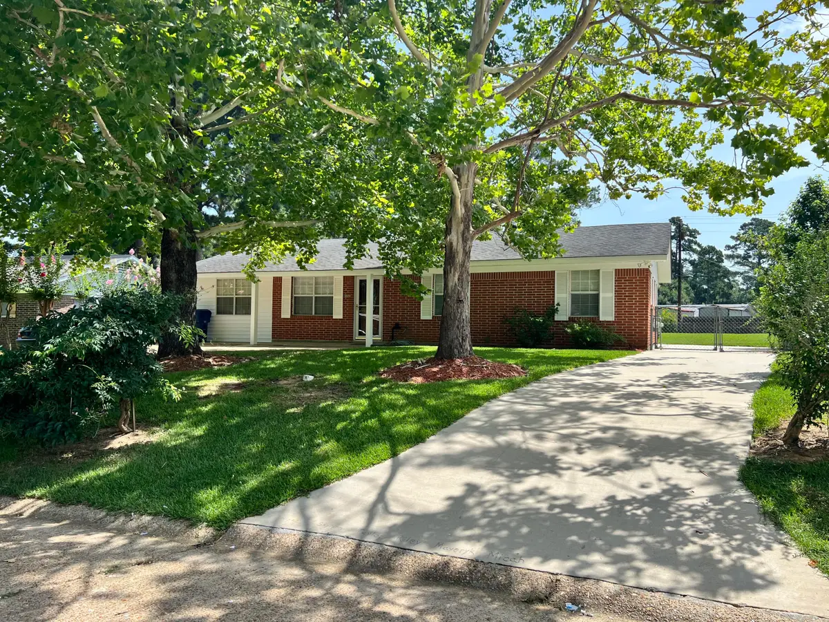 404 Ivy St, New Llano, LA 71461 - #1