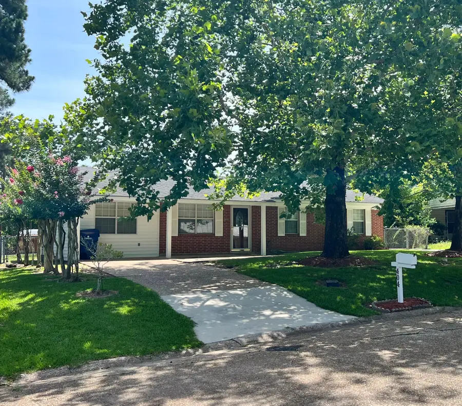 404 Ivy St, New Llano, LA 71461 - #2