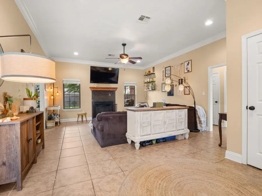 1604 Line Dr, Deridder, LA 70634 - #3