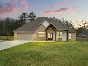 145 Tracie, Leesville, LA 71446