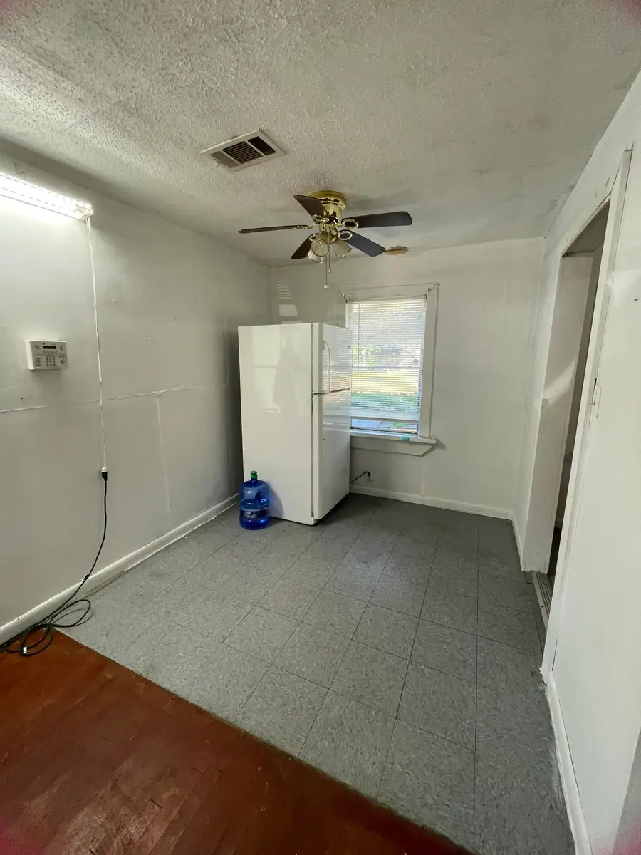 1501 Aaron Ave., Leesville, LA 71446 - #3