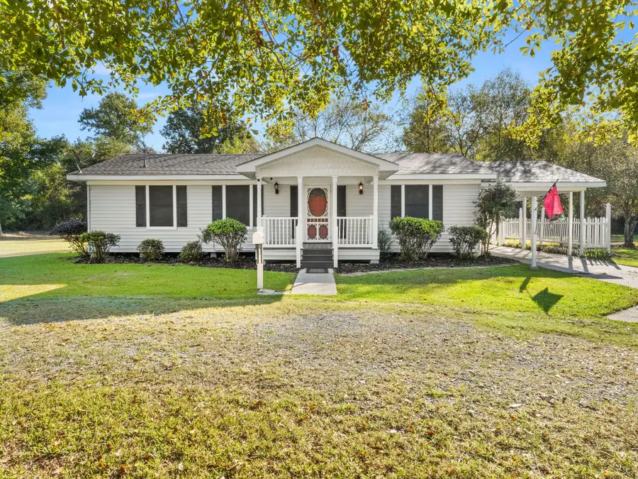 610 N Perkins St, Dequincy, LA 70633 - #2