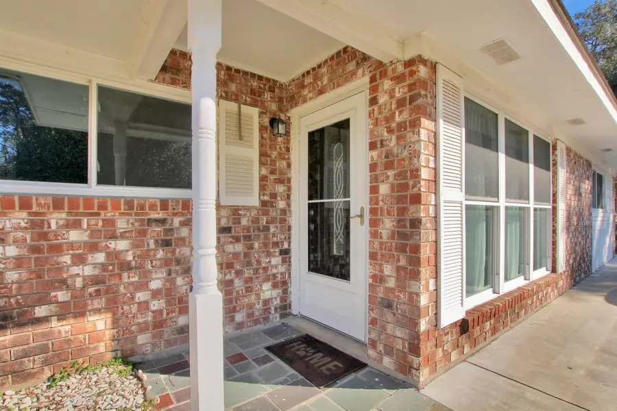 121 Powell Dr, Leesville, LA 71446 - Image #2