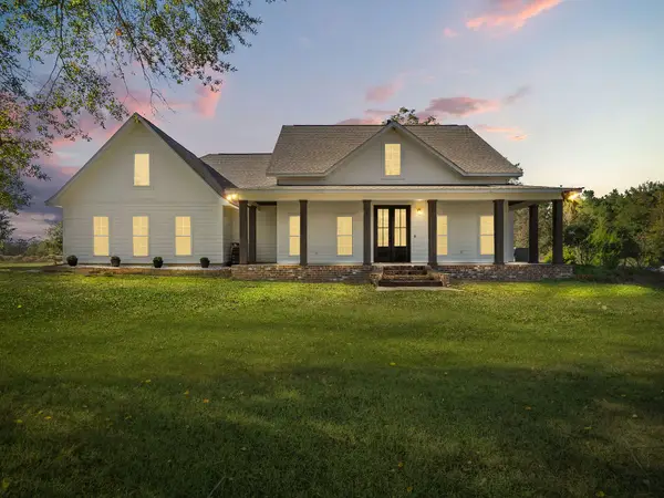 572 S Smokey Cove Rd, Singer, LA 70660