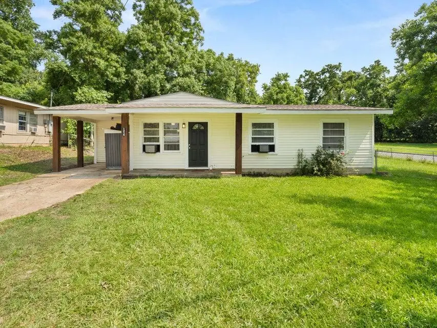 1314 Oak Dr, Leesville, LA 71446 - Image #1