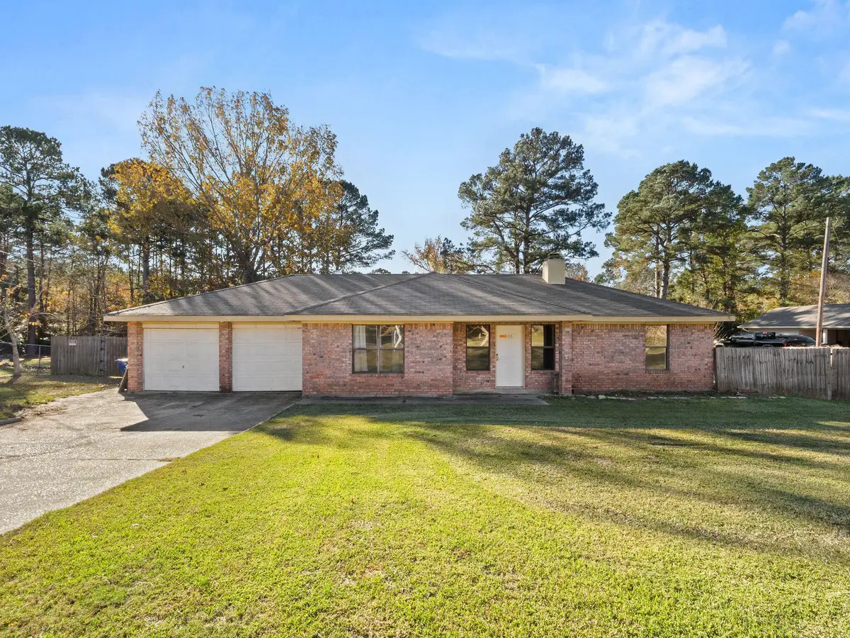 106 Burnley Dr, New Llano, LA 71461 - Image #1