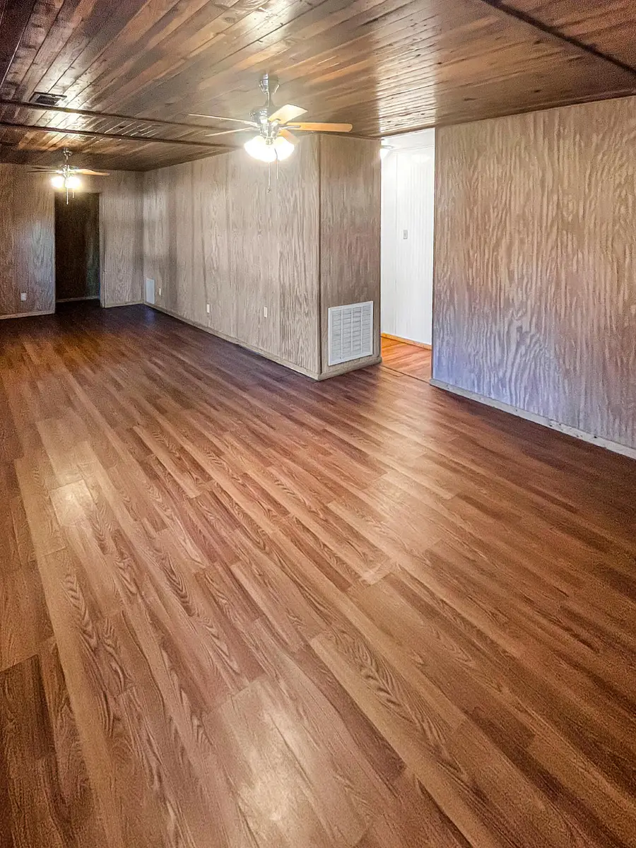 1122 Anderson Dr, Leesville, LA 71446 - Image #2