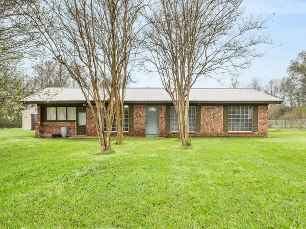 707 W Hawthorne Rd, Leesville, LA 71446