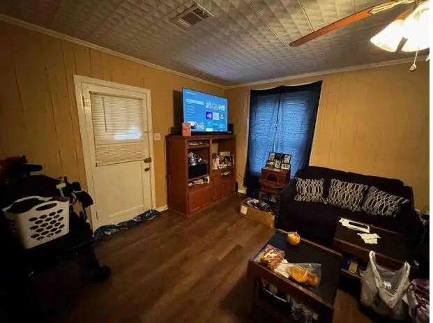 912 Dennis, Leesville, LA 71446 - #2