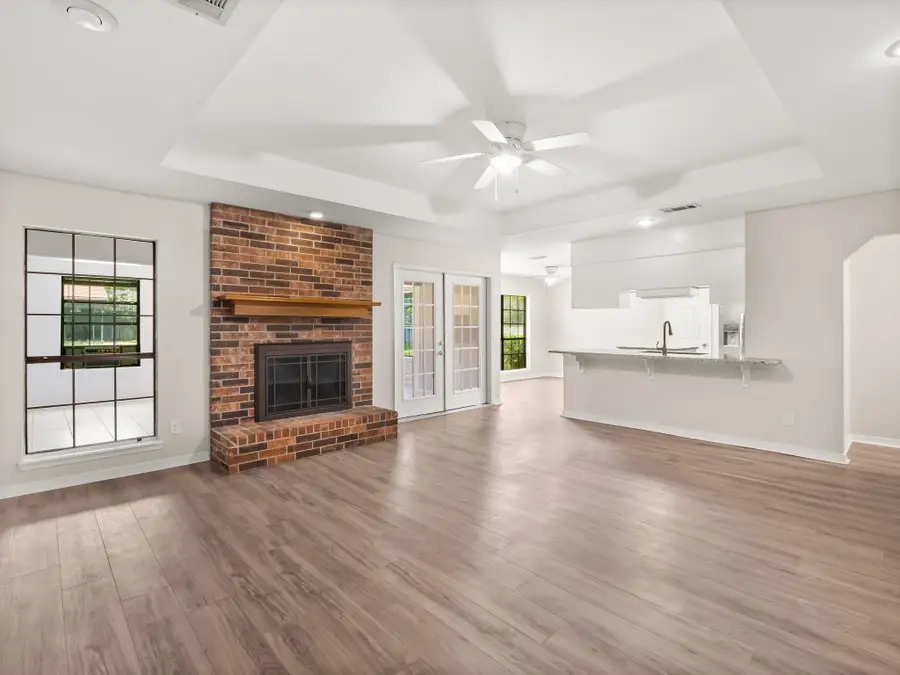 211 Colony Park, Leesville, LA 71446 - #3