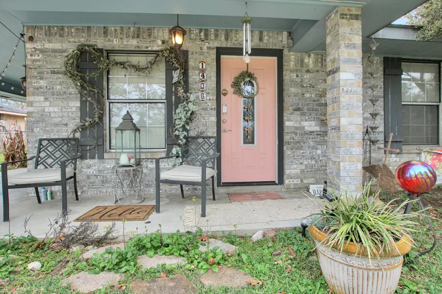 1406 Kings Rd, Leesville, LA 71446 - #2
