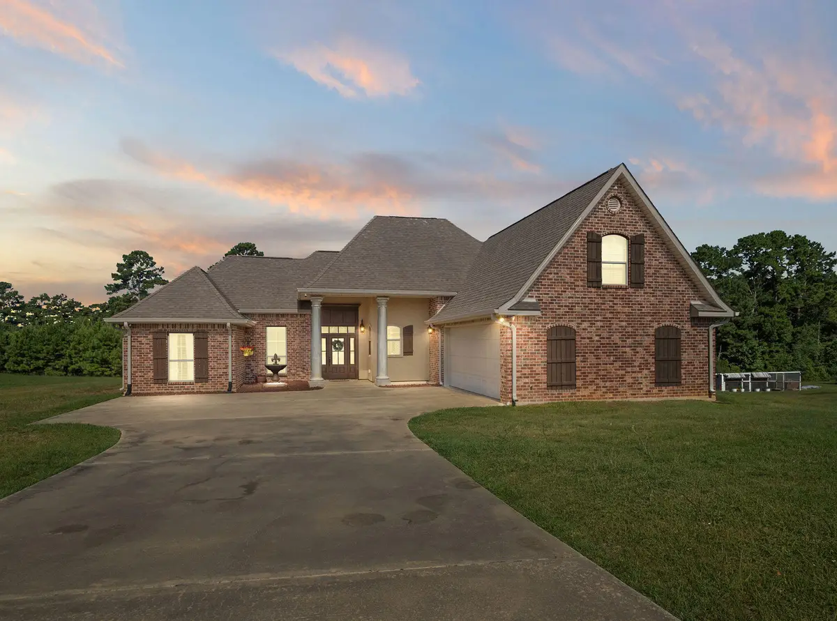 166 Woods Rd, Leesville, LA 71446 - #1