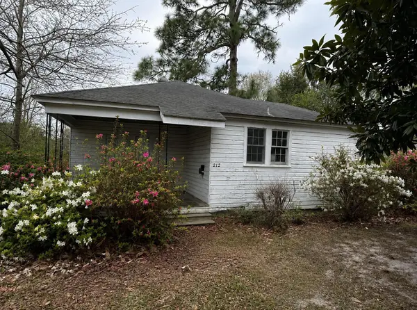 912 Dennis Ave, Leesville, LA 71446