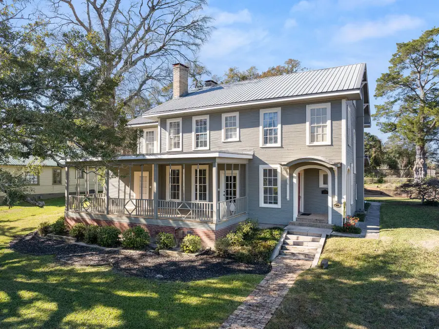 300 8th, Leesville, LA 71446 - #2