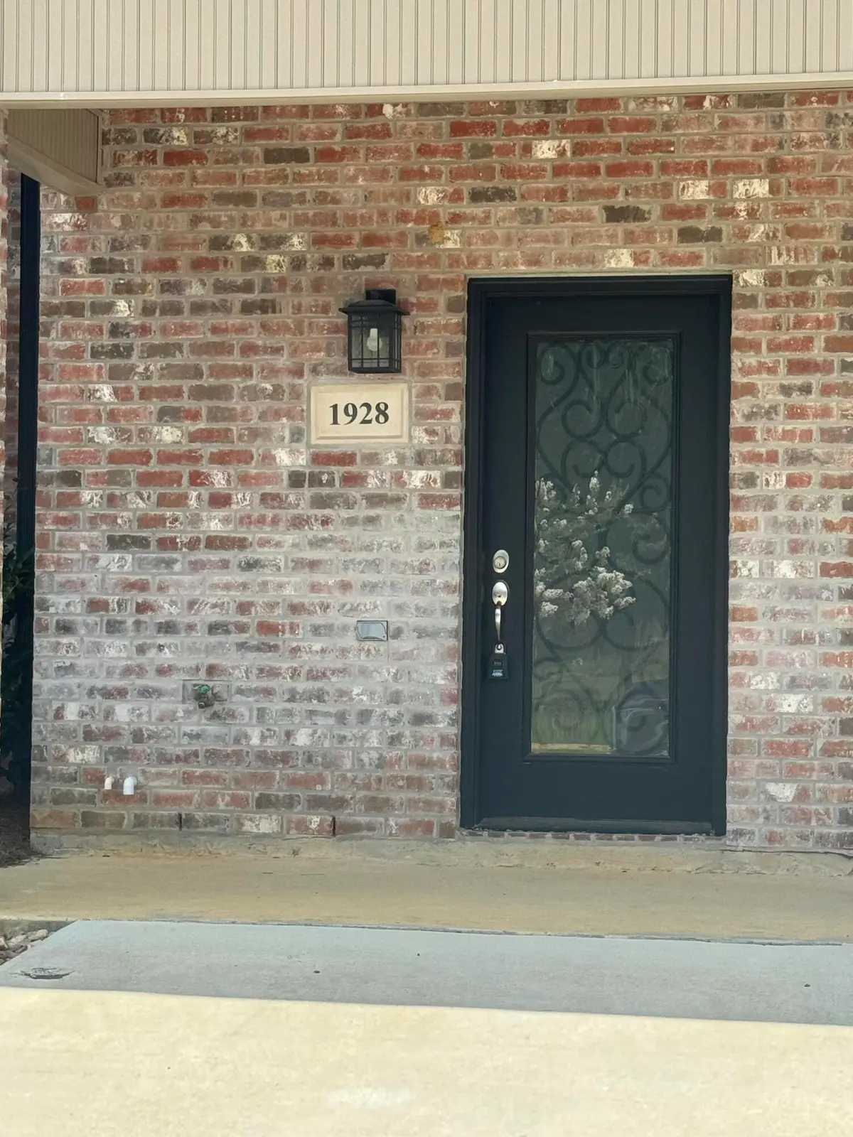 1928 Schovall Cir, Deridder, LA 70634 - Image #1