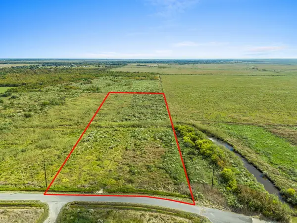 E Harbor Dr, Other Cities not listed, LA 70607