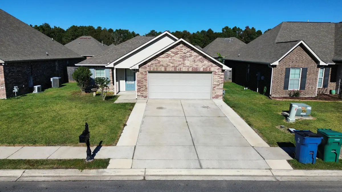 356 Long Hill Dr, Sulphur, LA 70665 - Image #1