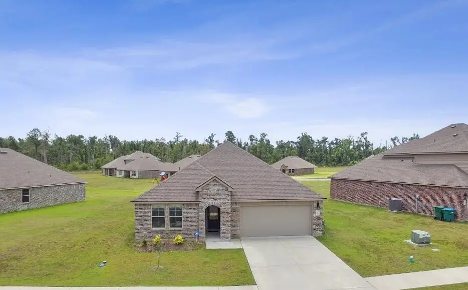 772 Gold Finch Way, Moss Bluff, LA 70611 - Image #1