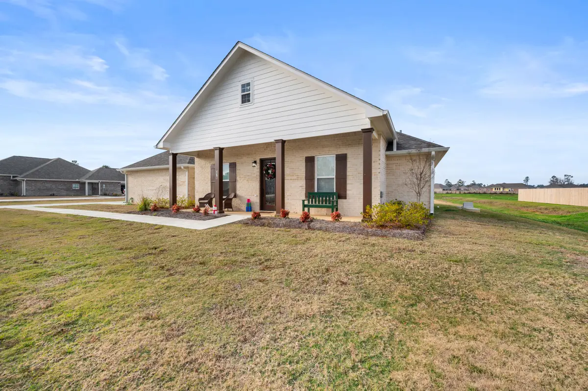 376 Liberty Drive, Leesville, LA 71446 - Image #1