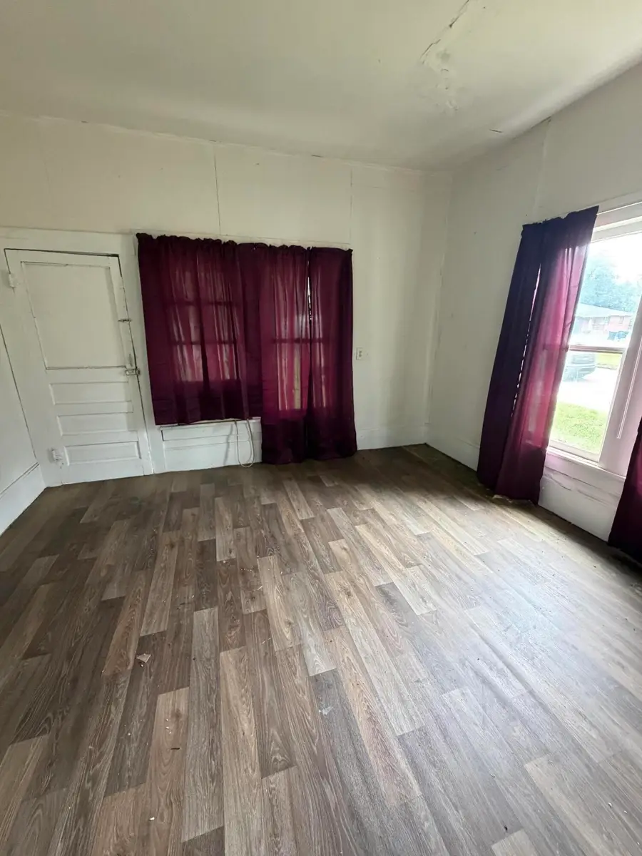 210 Texas, Deridder, LA 70634 - #3
