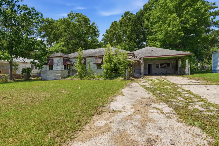 1104 John Paul Jones Ave, Leesville, LA 71446 - #2