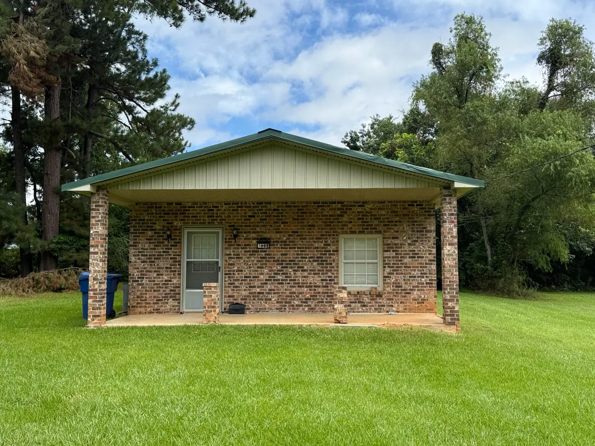 1009 Oak, Deridder, LA 70634 - #1