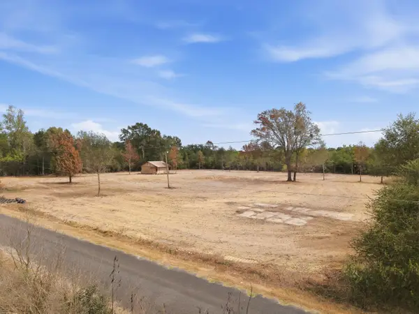 Vaughn, DeRidder, LA 70634