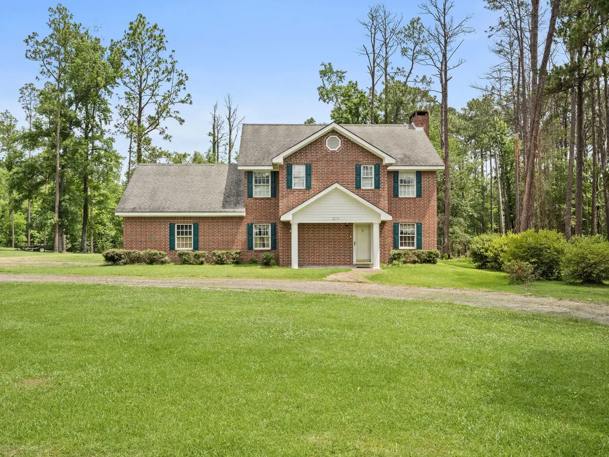 203 Country Club Ln, Leesville, LA 71446 - Image #1