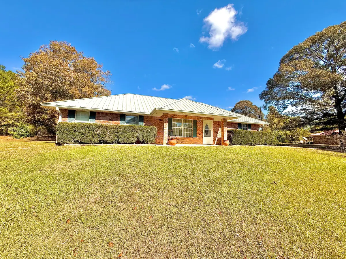 147 Sandy Dr, Anacoco, LA 71403 - Image #1