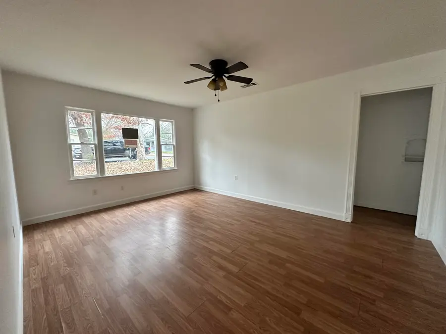 1209 Pinecrest St, Leesville, LA 71446 - Image #2