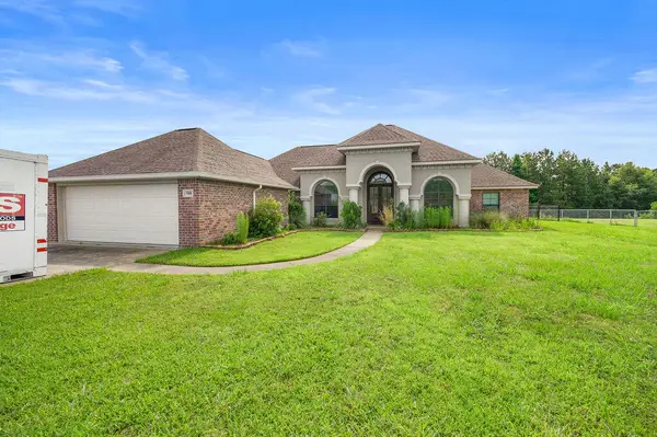 588 Hickory Ridge Rd, Leesville, LA 71446