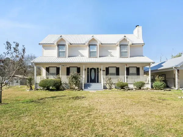 579 Lake Vernon Rd, Leesville, LA 71446