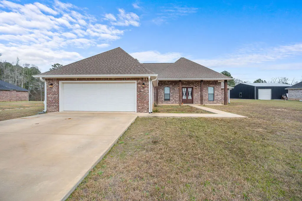 3659 Belview, Leesville, LA 71446 - #1
