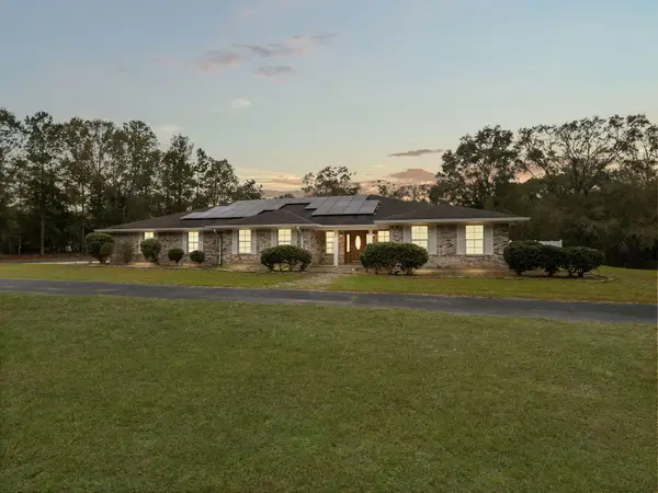 754 Browns Ln, Leesville, LA 71446