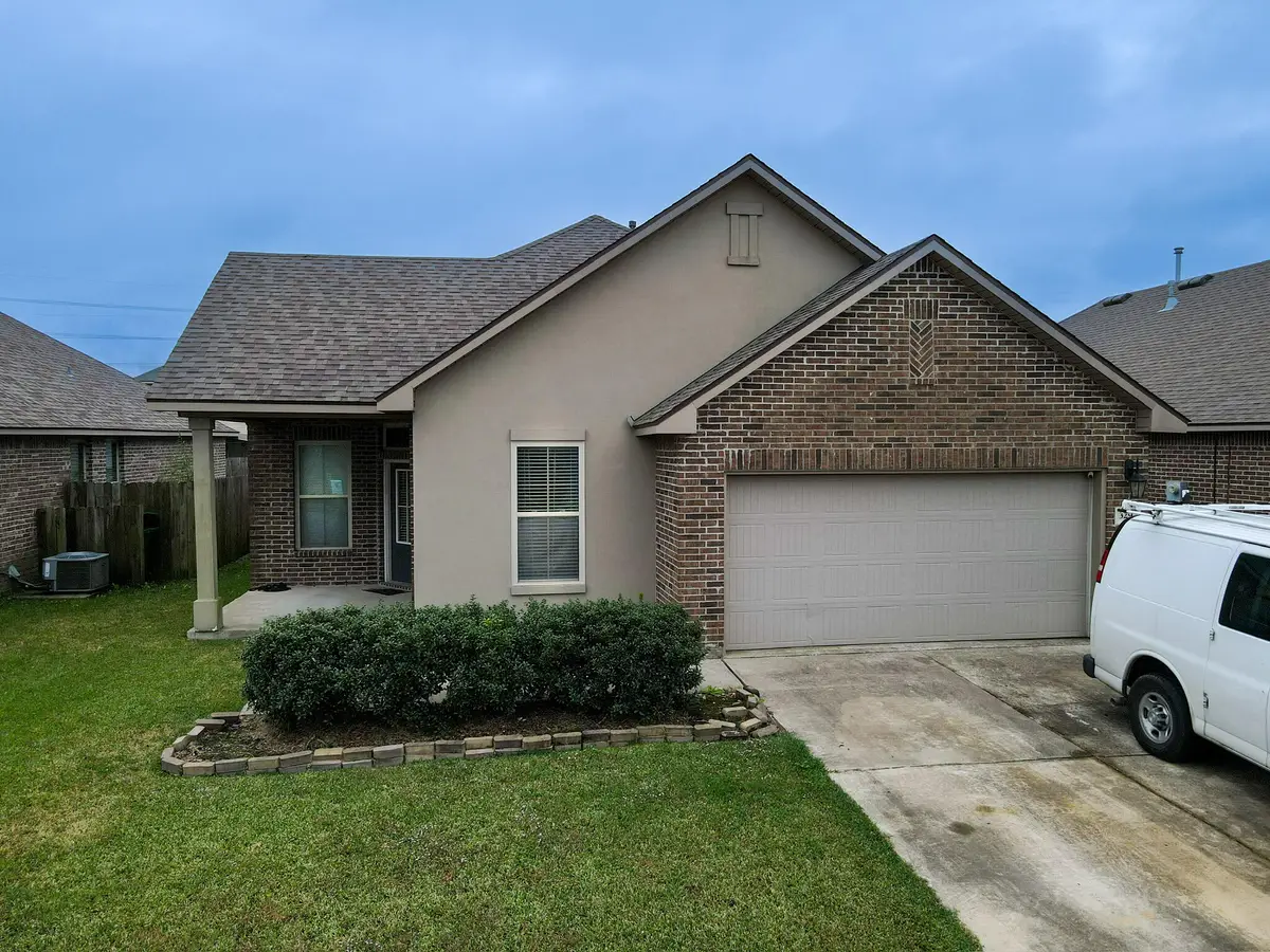 329 Leawood Ave, Sulphur, LA 70665 - Image #1