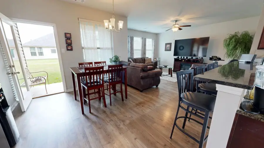 329 Leawood Ave, Sulphur, LA 70665 - Image #2