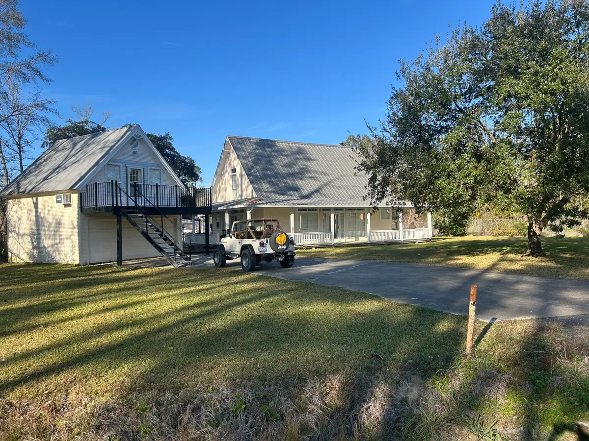 3188 Niblett Bluff Rd, Vinton, LA 70668 - Image #1