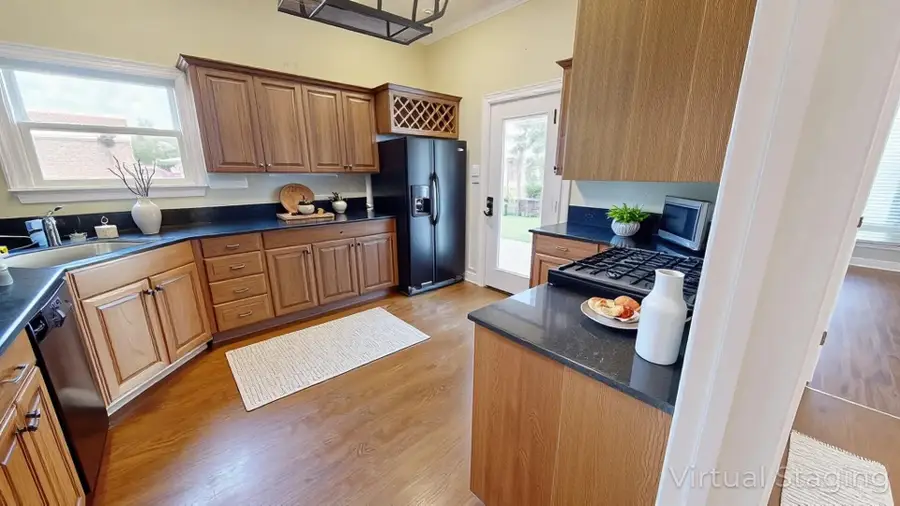 219 Shell Beach Dr, Lake Charles, LA 70601 - #3