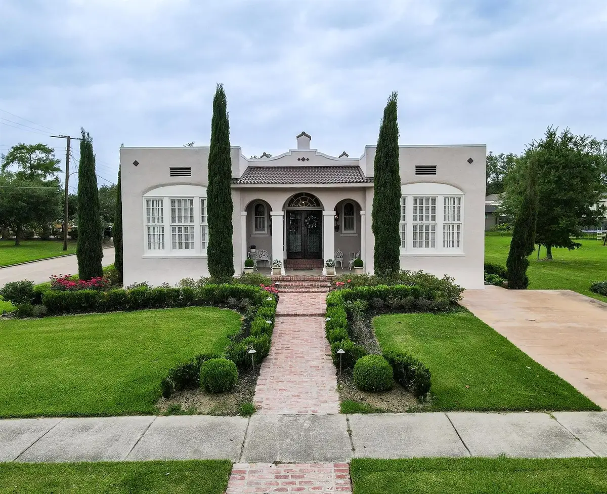 122 Grove, Lake Charles, LA 70601 - #1