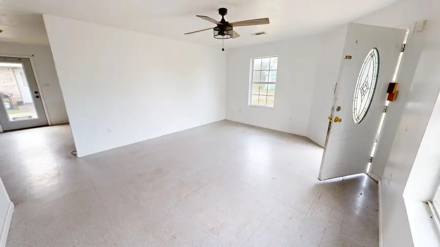 308 Coffee St, Dequincy, LA 70633 - #2