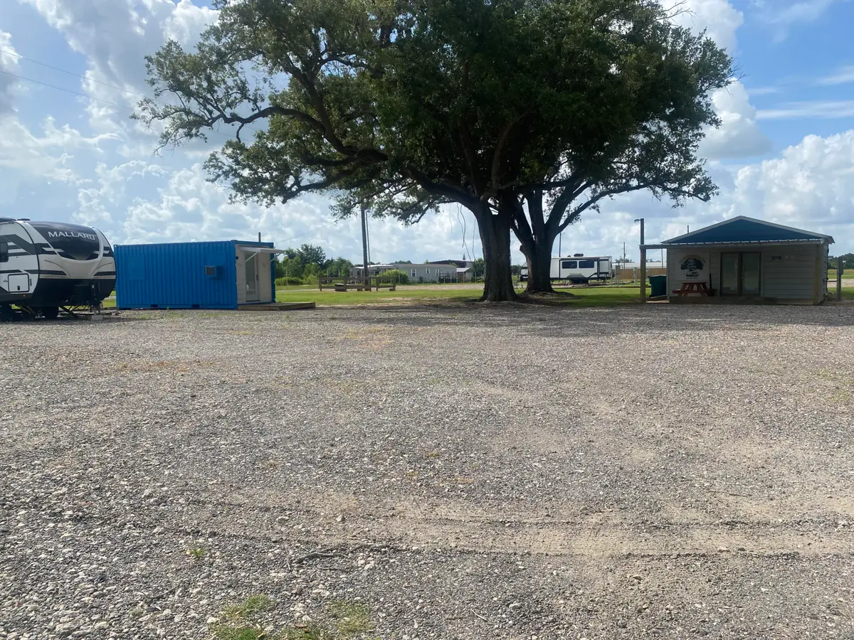 5103 Highway 90 W, Vinton, LA 70668 - #1
