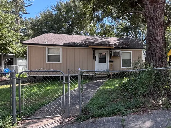 2216 Tulip, Lake Charles, LA 70601