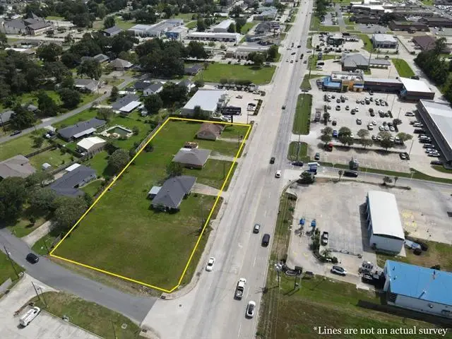 4005 Nelson Road, Lake Charles, LA 70605 - #1